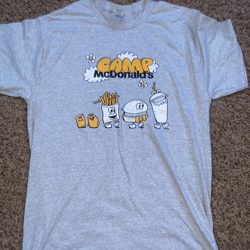large grey camp mcdonalds t shirt. 10/10 condition